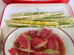 -毛辣果·贵州红酸汤牛肉火锅(西单店)