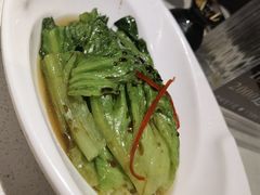 腩汁清汤生菜-新仙清汤牛腩(铜锣湾店)