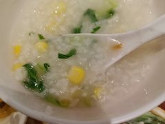 有机蔬菜玉米粥-甲乙饼·手工牛肉饼(东方广场店)