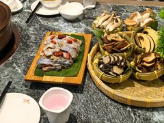 -慢丽江·云南野生菌土鸡锅(西山店)