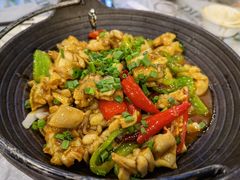 干锅牛蛙-虎虎龙虾大排档(双井店)