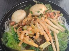 -龙记桂林米粉(国贸一九九五年店)