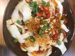 -楚媚娘炭火蛙锅(宽厚里店)