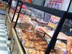面包甜点陈列柜-味多美蛋糕(古城店)