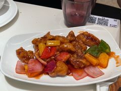 地扪菠萝咕噜猪颈肉-太兴餐厅(东方广场分店)