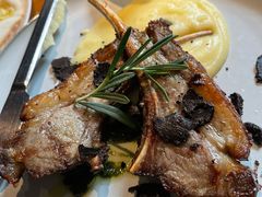 -JINNS锦时 steak&pizza(浸信会礼拜堂旧址店)