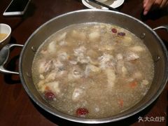 -一席地·本地鸡窝·杭帮鸡火锅(萧山银隆百货店)