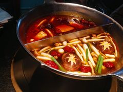 -湊湊火锅·茶憩(新中关购物中心店)