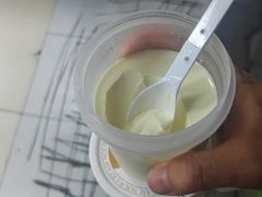 -正飞鲜奶(吐鲁番路店)
