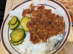 -巷仔内·台湾卤肉饭(七宝店)