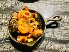 橄榄油香煎混合海鲜-TIAGO HOME KITCHEN(王府中环店)