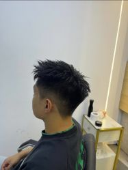 -尤司男士国潮理发馆