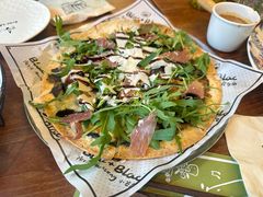 黑松露火腿菌菇芝士薄饼-Blac+Blac(中海环宇荟店)