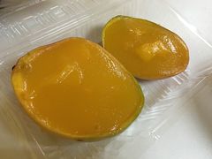 -志龙皇冠吃货椰子铺