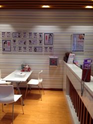 -苗方清颜专业祛痘养生