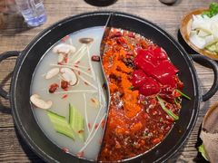 鸳鸯锅-冯校长老火锅(深圳总店)