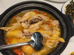 -鑫悦楼煎蟹·16年海鲜大排档