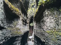 -梭布垭石林景区