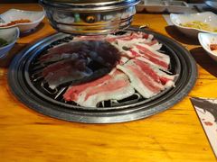 -唯成•韩国炭火烤肉 유성고기