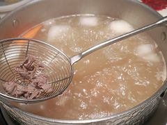 -左庭右院鲜牛肉火锅(浦江欢乐颂店)