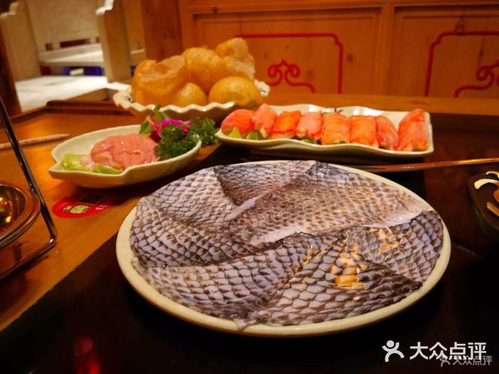 大龙辣火锅·龙虾·烧烤(湖滨新天地店)鱼皮图片