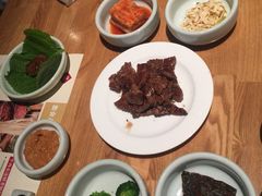 -萨拉伯尔水源素问店·韩国宫廷料理(人民路店)