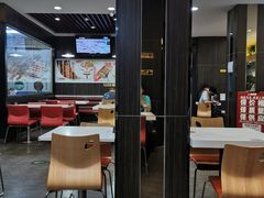 大堂-南城香·饭香串香馄饨香(富丰桥店)