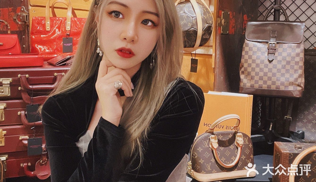 广州探店VTGNIUNIU｜华南地区最大明星中古店