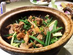 沙姜乳鸽-五邑人家(江门店)