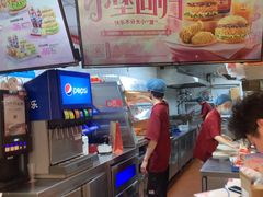 -塔斯汀中国汉堡(江大南路店)