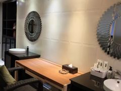 -喜鹊愉家酒店(郑州曼哈顿博览中心地铁站店)