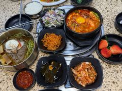 -真利味·脊骨火锅·正宗韩国料理(韩乐坊店)