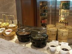 -筠咖啡西餐厅(上海国展宝龙丽筠酒店)