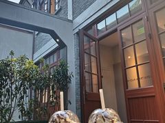 -星巴克臻选(上海今潮8弄店)