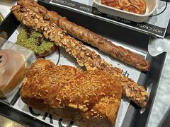 -HOT CRUSH趁热集合·现烤面包(环球港店)