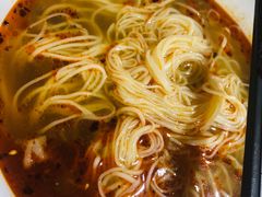 -陇上全荟兰州传统牛肉面(延吉路店)