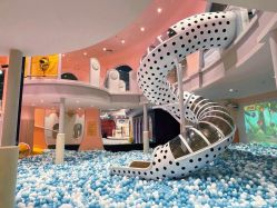 -奈尔宝·儿童乐园·亲子餐厅(鄞州万达店)