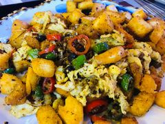 -六福烧烤酒馆(秦隆步行街店)