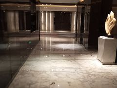 -上海宝华万豪酒店