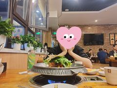 -喇喇排骨火锅·传统韩式脊骨汤(望京西园总店)
