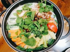菌香腊排骨火锅-88号小吃店·经典云南菜·地道纳西美食