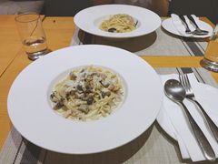 奶油蘑菇培根意大利面-JANS意式简餐厅·惠灵顿牛排