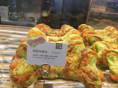 -奈雪的茶(青岛卓悦里INTOWN店)