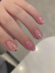 -七彩虹美甲美睫 半永久