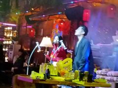-喜鹊音乐酒馆(西街店)