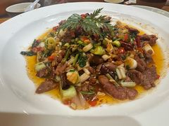 -老滇山寨•云南特色菜•地方菜•民族风情歌舞表演(金碧店)