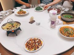 -万重锦·人文川菜馆(骡马市店)