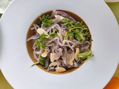 -雪湖煜辰鱼头老店(雪野湖店)