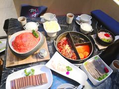 -热火朝天鲜切牛肉火锅(南强街巷店)