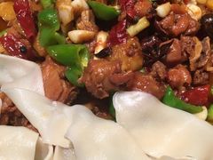 新疆大盘鸡-楼兰新疆主题餐厅(悠方店)